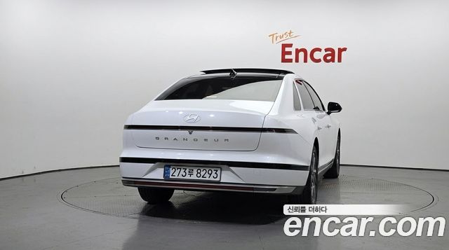 Hyundai GRANDEUR 2,5 Gasoline 2WD Premium купить на сайте DeffCars