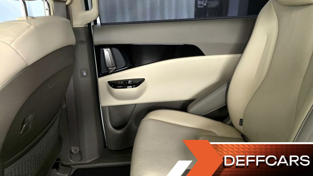 Kia CARNIVAL 9-Seater Noblesse купить на сайте DeffCars