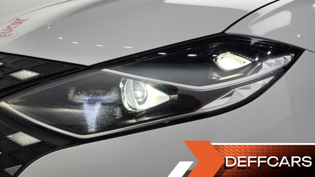 Hyundai GRANDEUR 2.5 Le Blanc купить на сайте DeffCars