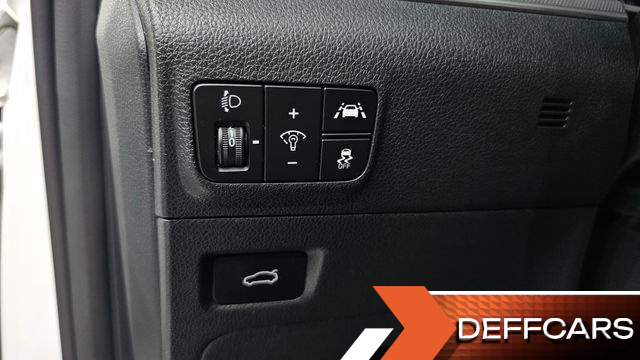 Kia K5 2.0 LPI(Renter car) Trandy купить на сайте DeffCars