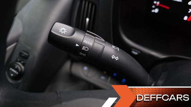 Hyundai STAREX Van 5-Seater LPi Smart купить на сайте DeffCars