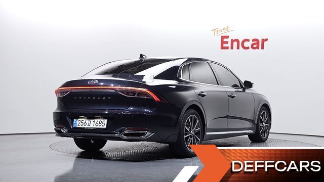 Hyundai GRANDEUR 2.5 Premium Choice купить на сайте DeffCars