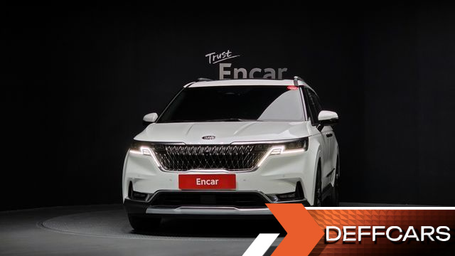 Kia CARNIVAL Gasoline 9-Seater Signature купить на сайте DeffCars