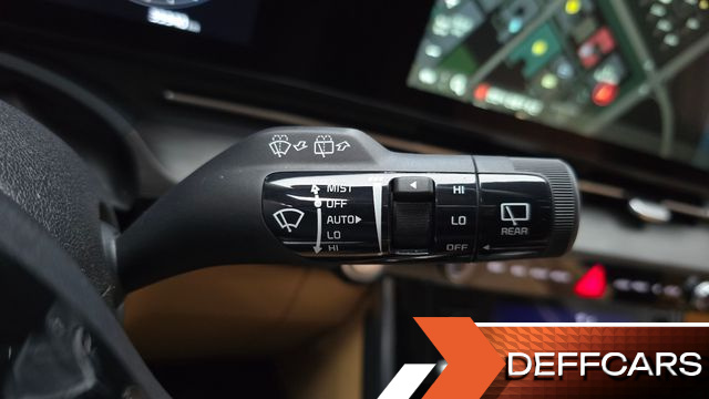 Kia CARNIVAL 9-Seater Noblesse купить на сайте DeffCars