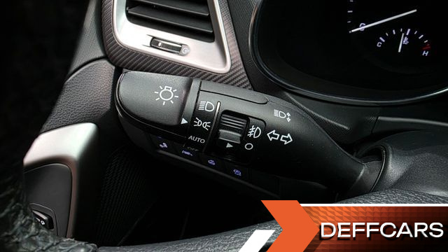 Hyundai SANTAFE Diesel 2.0 2WD Exclusive Special купить на сайте DeffCars