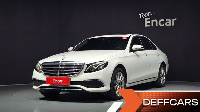 Mercedes E-CLASS E300 4MATIC Exclusive купить на сайте DeffCars