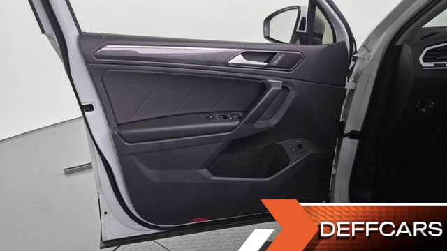 Volkswagen TIGUAN 2.0 TDI Prestige купить на сайте DeffCars