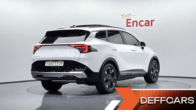 Kia SPORTAGE HEV 1.6 2WD Signature купить на сайте DeffCars
