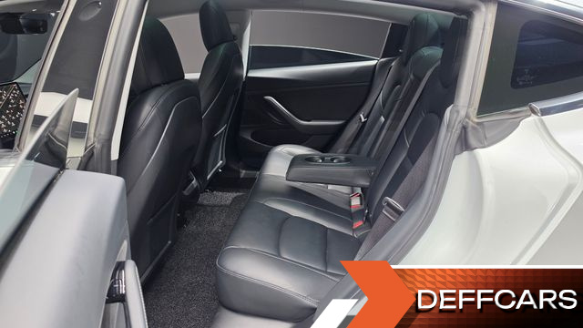 Tesla MODEL 3 Long Range AWD купить на сайте DeffCars