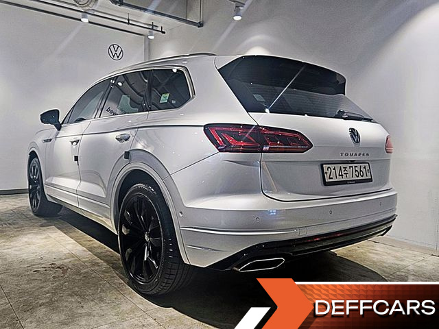 Volkswagen TOUAREG 3.0 TDI R-Line купить на сайте DeffCars