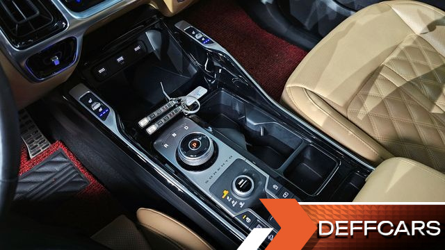 Kia SORENTO Diesel 2.2 4WD Signature купить на сайте DeffCars