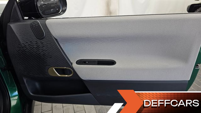 Mini COOPER SE Favoured купить на сайте DeffCars