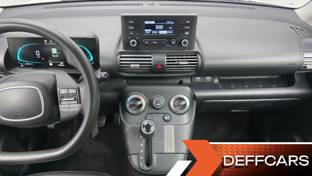 Hyundai CASPER Van Smart купить на сайте DeffCars