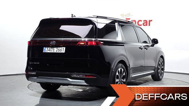 Kia CARNIVAL 9-Seater Signature купить на сайте DeffCars