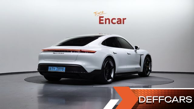 Porsche TAYCAN Turbo S купить на сайте DeffCars