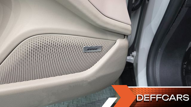 Porsche TAYCAN 4S купить на сайте DeffCars