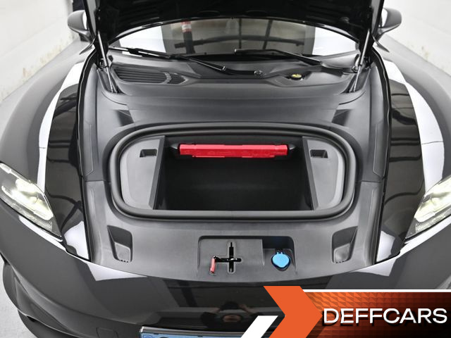 Porsche TAYCAN Base купить на сайте DeffCars