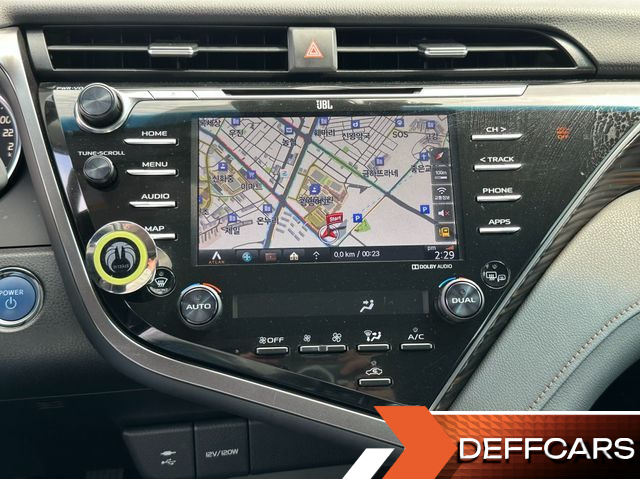 Toyota CAMRY 2.5 XLE Hybrid купить на сайте DeffCars