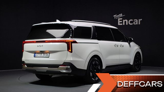 Kia CARNIVAL Gasoline 9-Seater Signature купить на сайте DeffCars