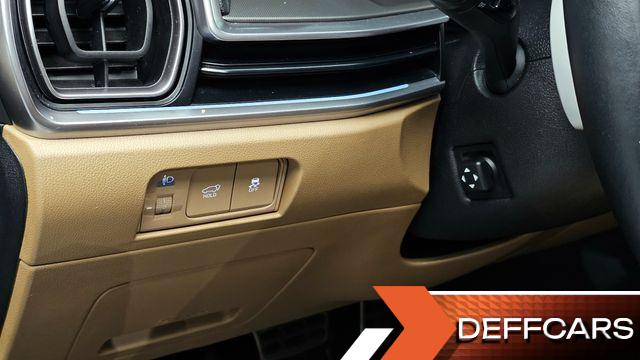 Kia SORENTO Diesel 2.2 4WD Signature купить на сайте DeffCars