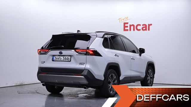 Toyota RAV4 2,5 4WD Hybrid LTD купить на сайте DeffCars