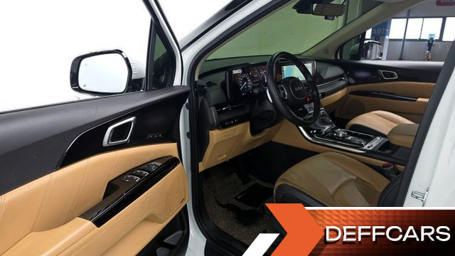 Kia CARNIVAL Gasoline 9-Seater Signature купить на сайте DeffCars