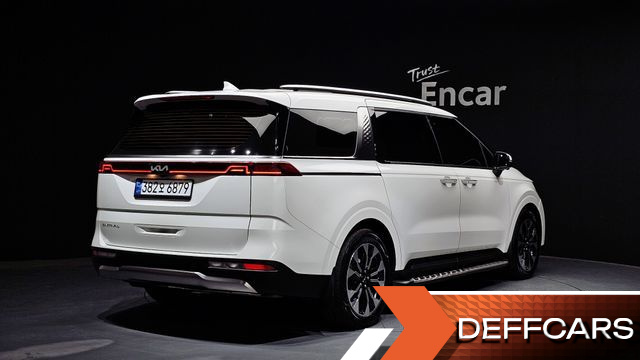 Kia CARNIVAL 9-Seater Noblesse купить на сайте DeffCars