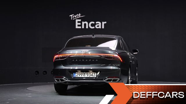 Hyundai GRANDEUR 3.3 Calligraphy купить на сайте DeffCars