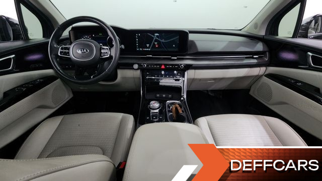 Kia CARNIVAL Gasoline 9-Seater Signature купить на сайте DeffCars
