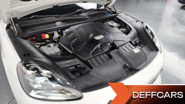 Porsche CAYENNE 3.0 купить на сайте DeffCars