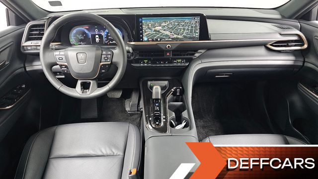 Toyota CROWN 2.5 4WD Hybrid купить на сайте DeffCars