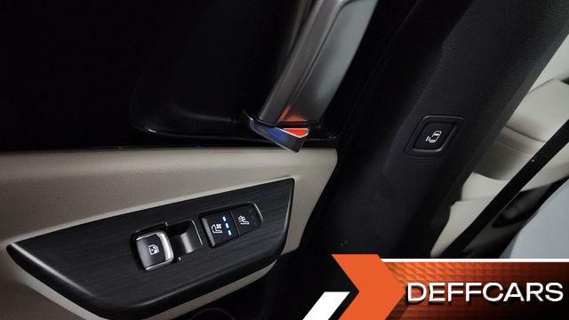 Kia CARNIVAL Gasoline 7-Seater Noblesse купить на сайте DeffCars