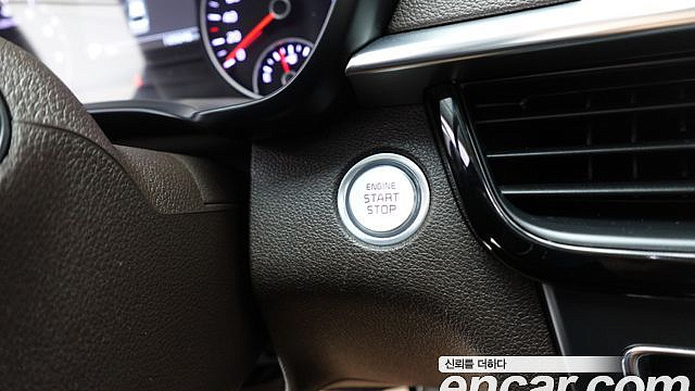 Kia K5 2.0 Intelligent купить на сайте DeffCars