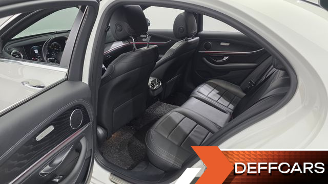 Mercedes E-CLASS E220d 4MATIC AMG Line купить на сайте DeffCars
