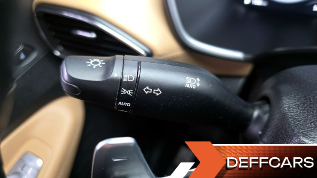Hyundai SANTAFE Gasoline 2.5T 2WD Calligraphy купить на сайте DeffCars