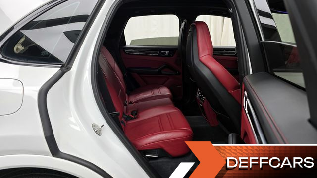 Porsche CAYENNE 3.0 купить на сайте DeffCars