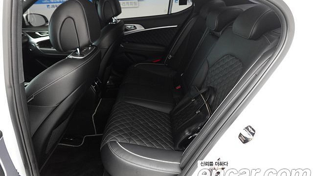 Genesis G70 3.3T Sport AWD Supreme купить на сайте DeffCars