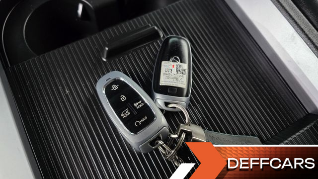 Hyundai STARIA Cargo 5-Seater Modern купить на сайте DeffCars