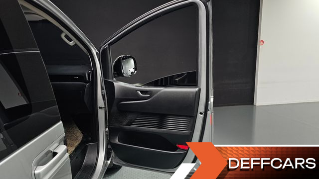 Hyundai STARIA L3.5 Cargo 3-Seater Modern купить на сайте DeffCars