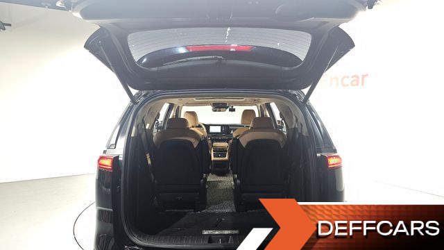 Kia CARNIVAL Gasoline 9-Seater Noblesse купить на сайте DeffCars