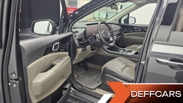 Kia CARNIVAL Gasoline 9-Seater Signature купить на сайте DeffCars