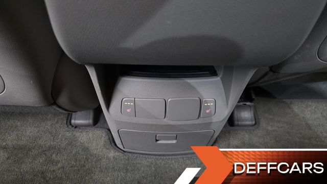 Kia CARNIVAL 9-seater Luxury купить на сайте DeffCars