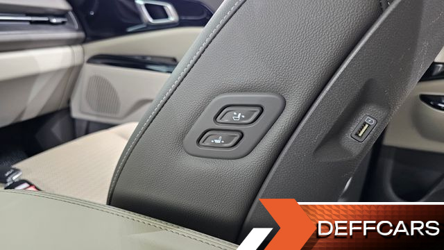 Kia CARNIVAL 9-Seater Noblesse купить на сайте DeffCars