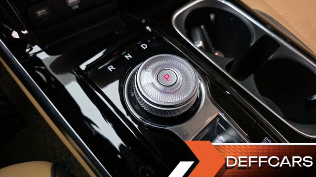 Kia CARNIVAL 9-Seater Signature купить на сайте DeffCars