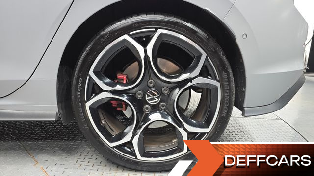 Volkswagen GOLF 2.0 GTI купить на сайте DeffCars