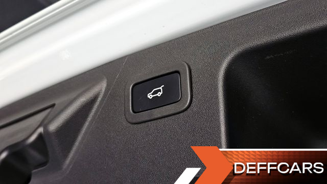 Land Rover DISCOVERY SPORT 2.0 TD4 HSE Luxury купить на сайте DeffCars