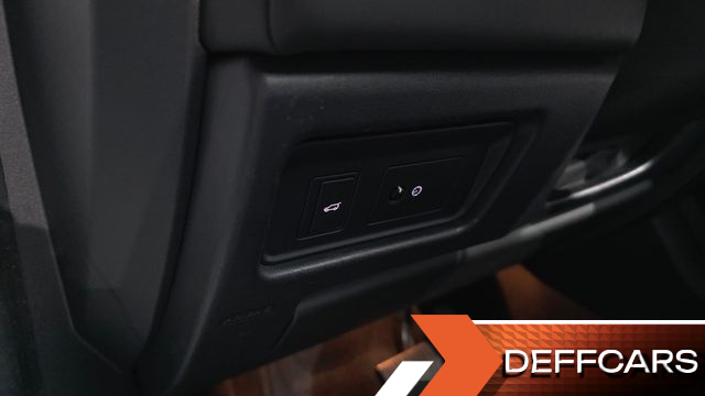 Land Rover DISCOVERY SPORT 2.0 TD4 HSE Luxury купить на сайте DeffCars
