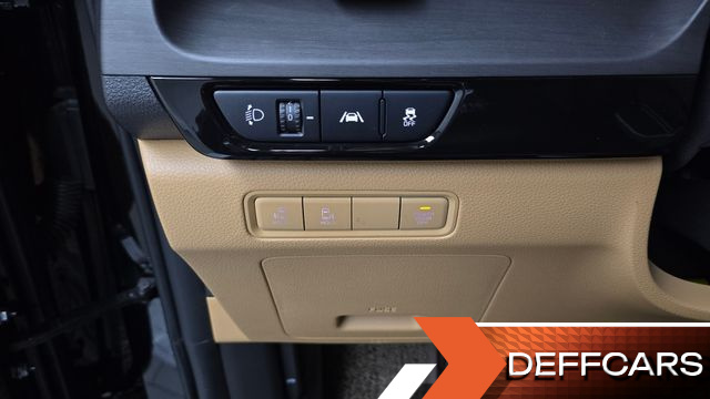 Kia CARNIVAL Gasoline 9-Seater Prestige купить на сайте DeffCars