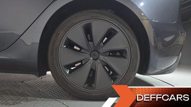 Tesla MODEL 3 Long Range AWD купить на сайте DeffCars