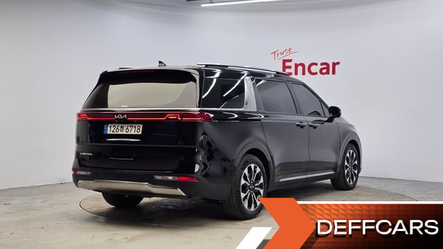 Kia CARNIVAL 9-Seater Signature купить на сайте DeffCars